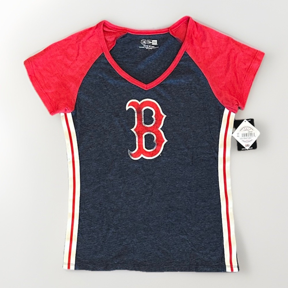 Boston Red Sox New Era Women's Tri-Blend Raglan V-Neck, Heathered Navy, Large